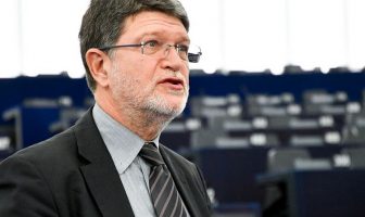 PICULA: Hrvati će dugo, možda i nepovratno, osjećati posljedice 90-tih; Federalizacija bi osigurala stabilnost; Srpska i bošnjačka želja za dominacijom