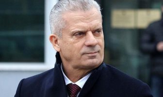 Ministar Radončić suspendirao svoja dva pomoćnika zbog optužbi za ratne zločine