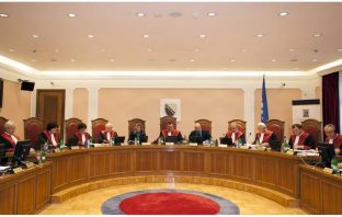 ŠTO SE IZA BRDA VALJA? Za odluku protiv Zakona o poljoprivrednom zemljištu RS-a glasali i sudci iz reda Hrvata, a cjelokupan “teret” pao je na leđa stranih sudaca