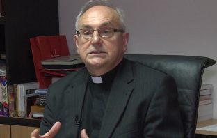 Mons. Tomašević o reakcijama Komšića, Izetbegovića, Fincija, Hrizostoma, Kavazovića…na misu za bleiburške žrtve u Sarajevu