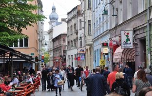 Zašto u ‘antifašističkom’ Sarajevu šetamo ‘ustaškim ulicama’?
