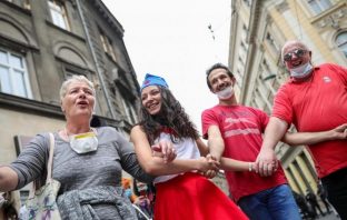 Organizatorima kaznene prijave: Prekršili epidemiološke mjere prosvjedom u Sarajevu protiv mise za žrtve Bleiburga