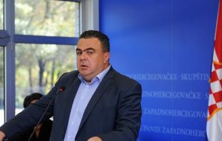 NEPRAVOMOĆNO Općinski sud u Splitu oslobodio optužbi bivšeg ministra MUP-a ŽZH Zdravka Borasa: Nije doveo nikoga u zabludu jer je bio ministar i istodobno dobivao invalidsku mirovinu iz Hrvatske