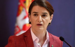 Brnabić kaže da istražuju tko je planirao atentat na Vučića
