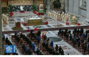 Papa Franjo na Badnjak: Od večeras su svi moja braća