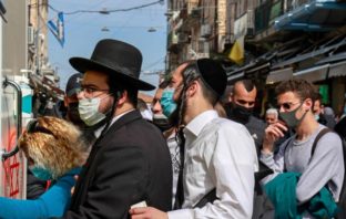 Izrael pred civilizacijskim odlukama: Cijepilo se pola stanovništva, ostali pred diskriminacijom