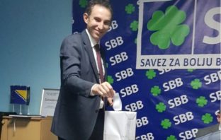 SBB isključio iz stranke Anela Kljaku: Spočitava mu se krađa glasova – stranačke kolegege u HNŽ-u dale mu podršku i napustili stranku