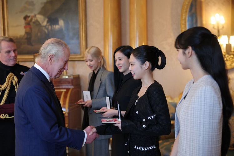 Jeste li čuli za Blackpink? Njihovu popularnost prepoznao je i kralj Charles, ali iza svega se krije mračna istina koja će vas šokirati