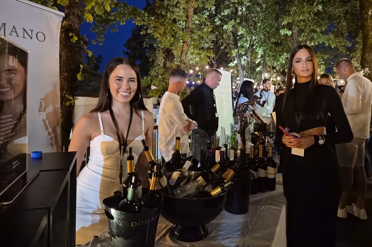 BLAŽ Enology nastavlja s autohtonom vinskom pričom Hercegovine – ‘Mala’ Hercegovina s tri vinska bisera