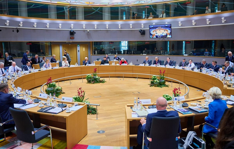 EU se zbog pomoći Ukrajini zadužuje za 90 milijardi eura, ali bez Mađarske, Slovačke i Češke