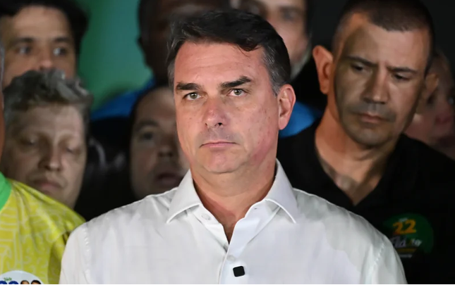 Brazilski senator nakon gubitka izbora i optužbi za kriminal i korupciju dobio američku vizu i odletio za SAD